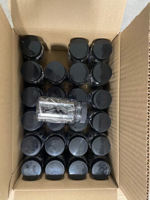 Alternative view of 24 piluliers de 60 gélules de nigelle